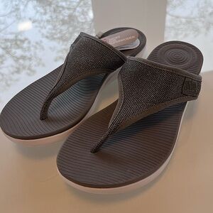 FitFlop Uberknit Toe-Thong Sandals – Charcoal Grey – Size US 6